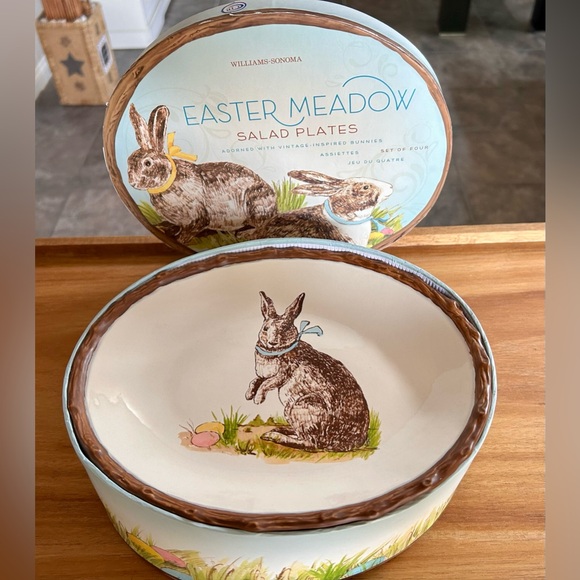 New in Box Williams Sonoma
Easter Meadow Bunny Salad Plates
Set of 4